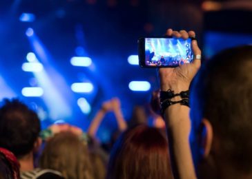 9 Tips to Use Facebook Live Streaming For Businesses